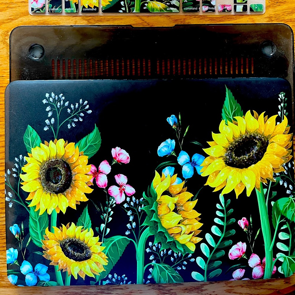 Floral Laptop Case with Sunflower Design